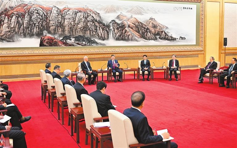 习近平同党外人士共迎新春